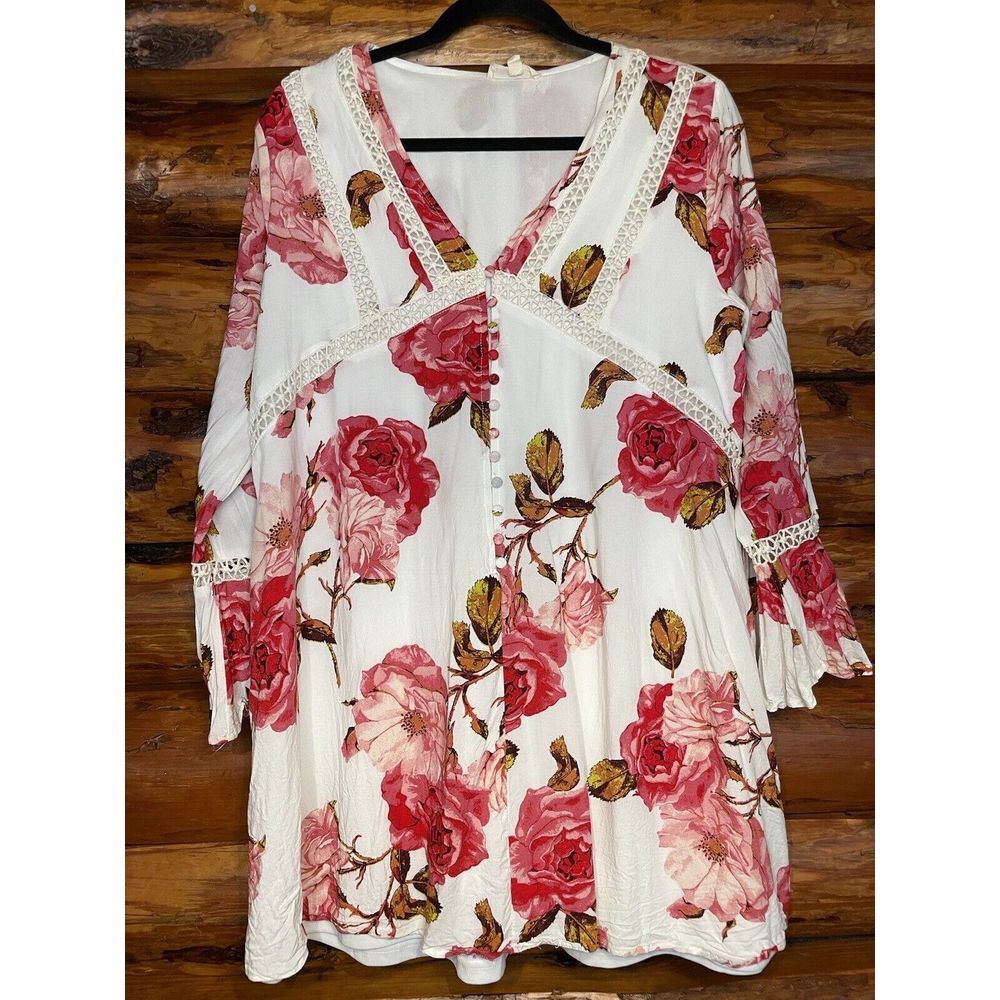 Entro Red Floral Lined Dress Size Medium